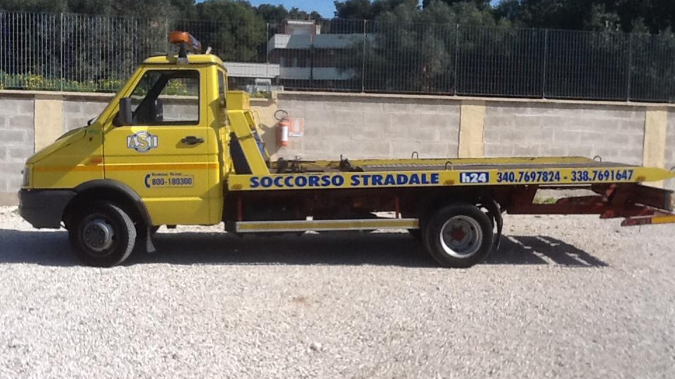 Carroattrezzi Bari - Soccorso Stradale h24 Bari