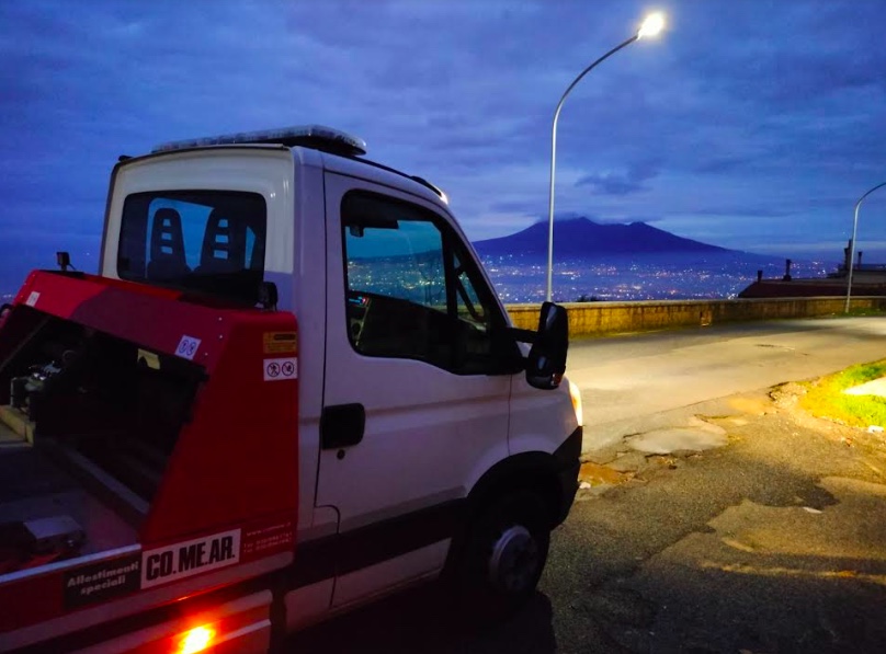 Soccorso Stradale Napoli Carroattrezzi h24 Auto Moto Camion